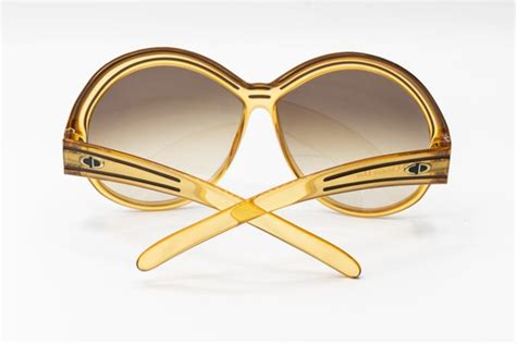 1980s DIOR 2009 vintage sunglasses oversized.